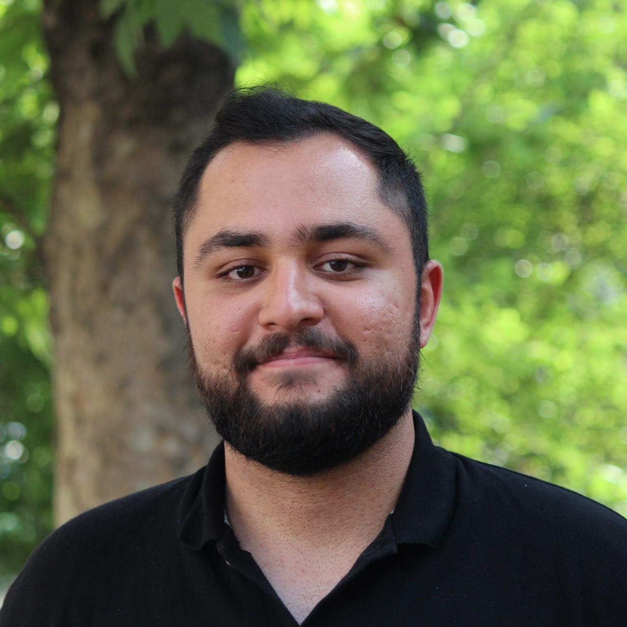 احمد صفدرزاده